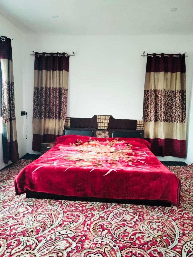 Appartement Sunset View Gulmarg Extérieur photo